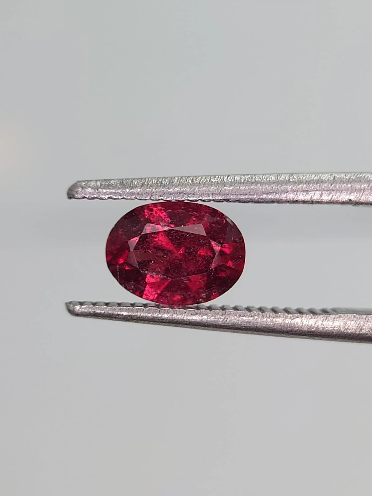 0.96ct Natural Malaya Garnet Oval cut From Tanzania — view 3